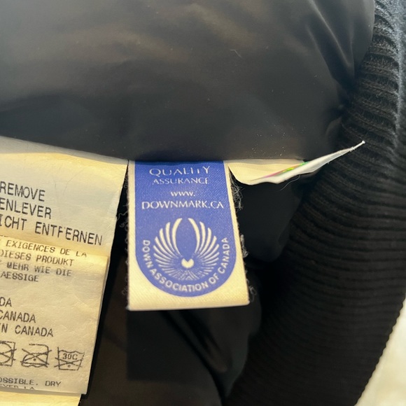 Women’s Canada Goose PBI Chilliwack Bomber Jacket and Tundra Ski Pants - Picture 7 of 10